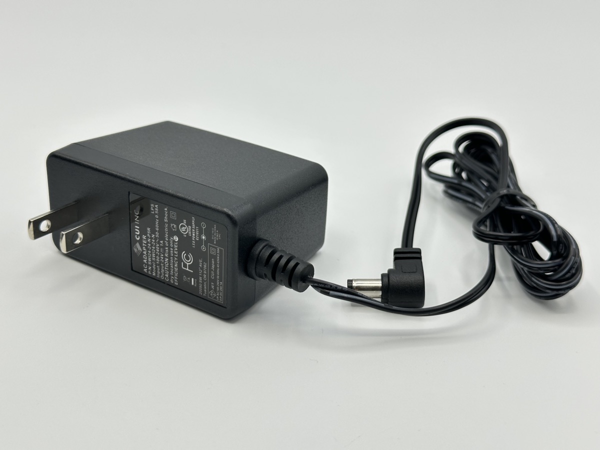 RPC System Kit Gen 2 AC/DC power adapter